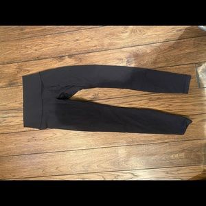 Lulu older ankle leggings